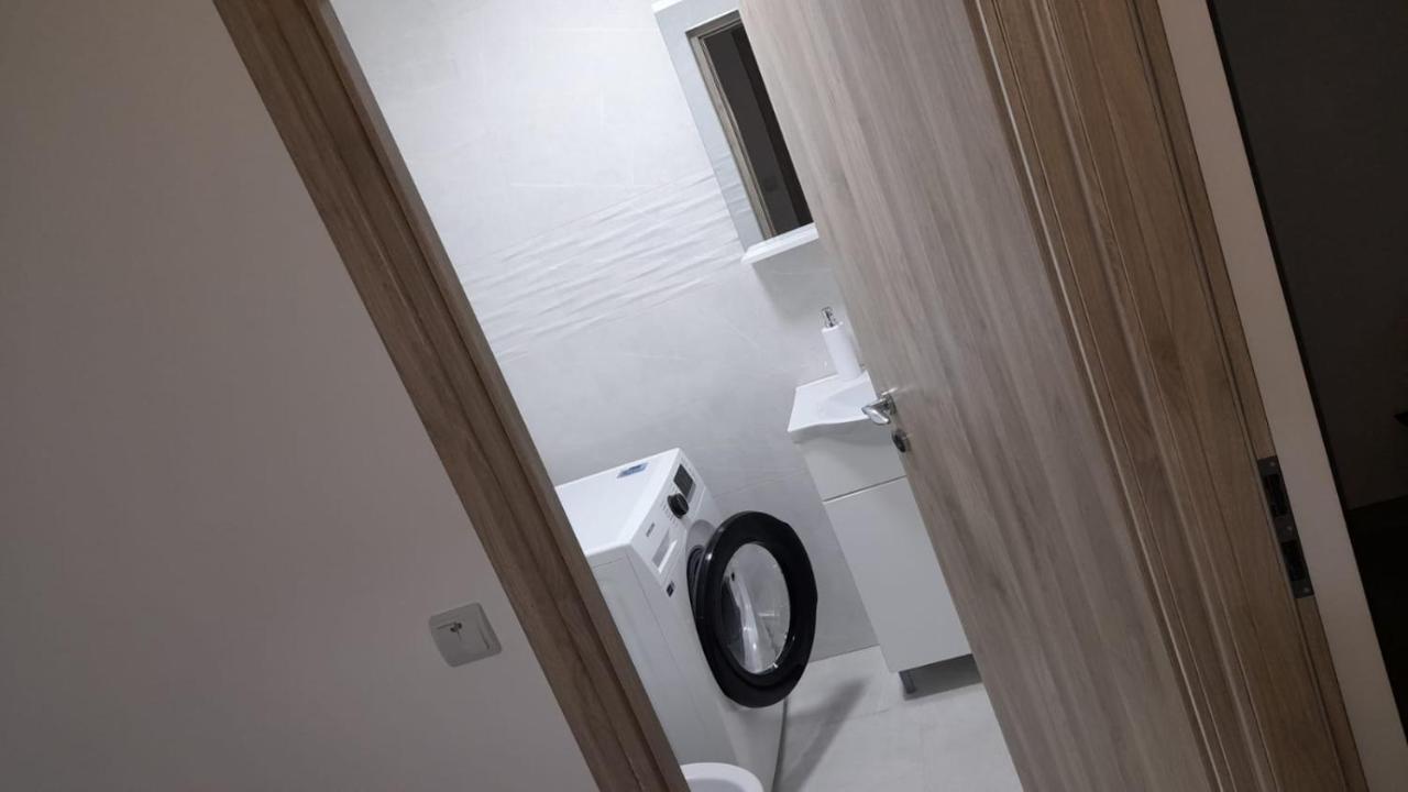Delia Apartament Alba Iulia Bagian luar foto